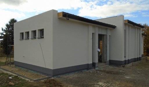 Rekonštrukcia domu smútku - stav k 24.10.2021 