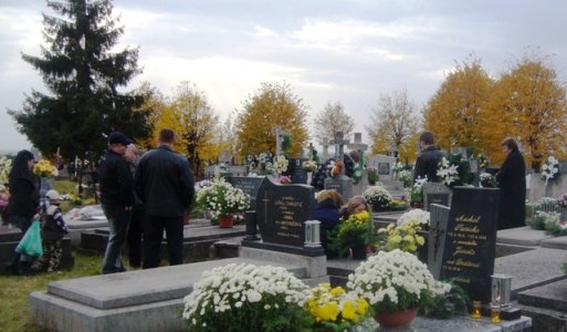 Pamiatka zosnulých 2008 (foto Ján Serbák) 