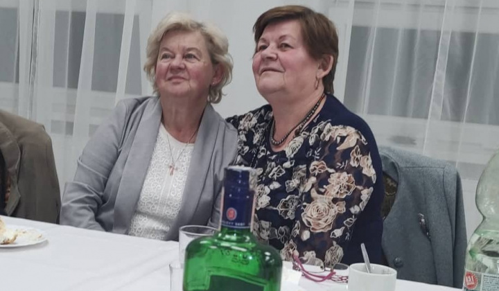 Mesiac úcty k starším  Mesiac úcty k starším