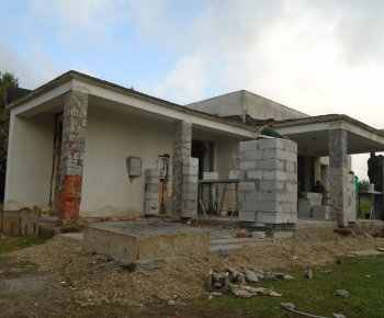 Rekonštrukcia domu smútku - stav k 31.8.2021