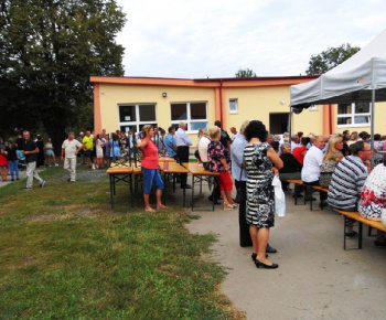 Asfaltovanie cesty na cintorín