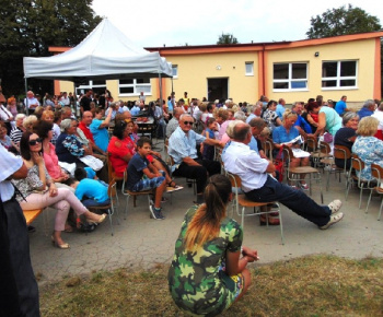 Asfaltovanie cesty na cintorín